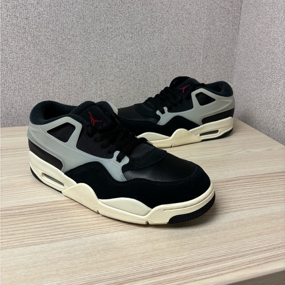 Jordan Air 4 RM Black Sail - Picture 2 of 6